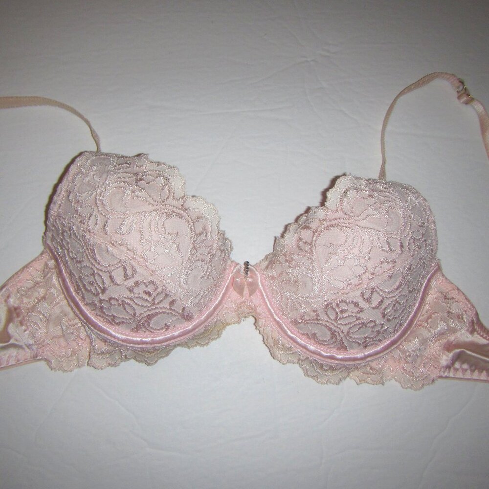 Light pink Lace underwire push up bra 36B